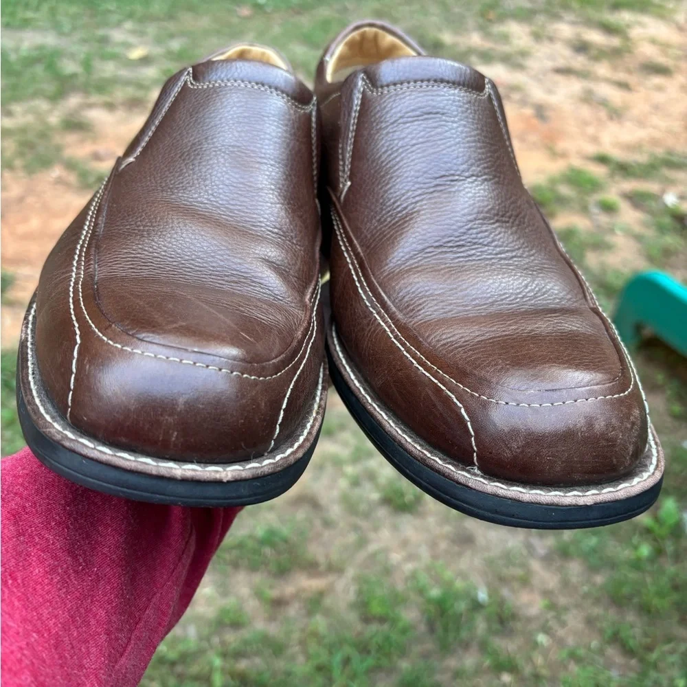 Johnston & Murphy Rich Brown Leather Slip-Ons - Picture 13 of 16